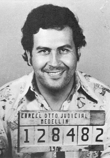 File:Pabloescobar.jpg